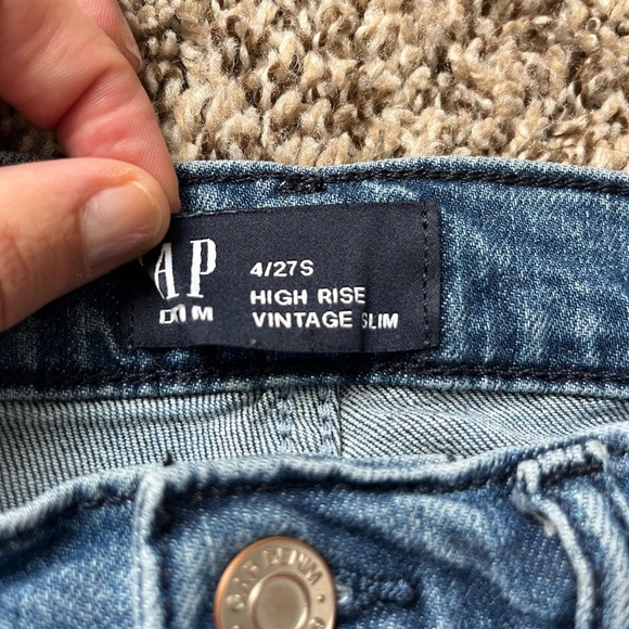 GAP Denim High Rise Vintage Slim Size 4/27 Short - Picture 4 of 5